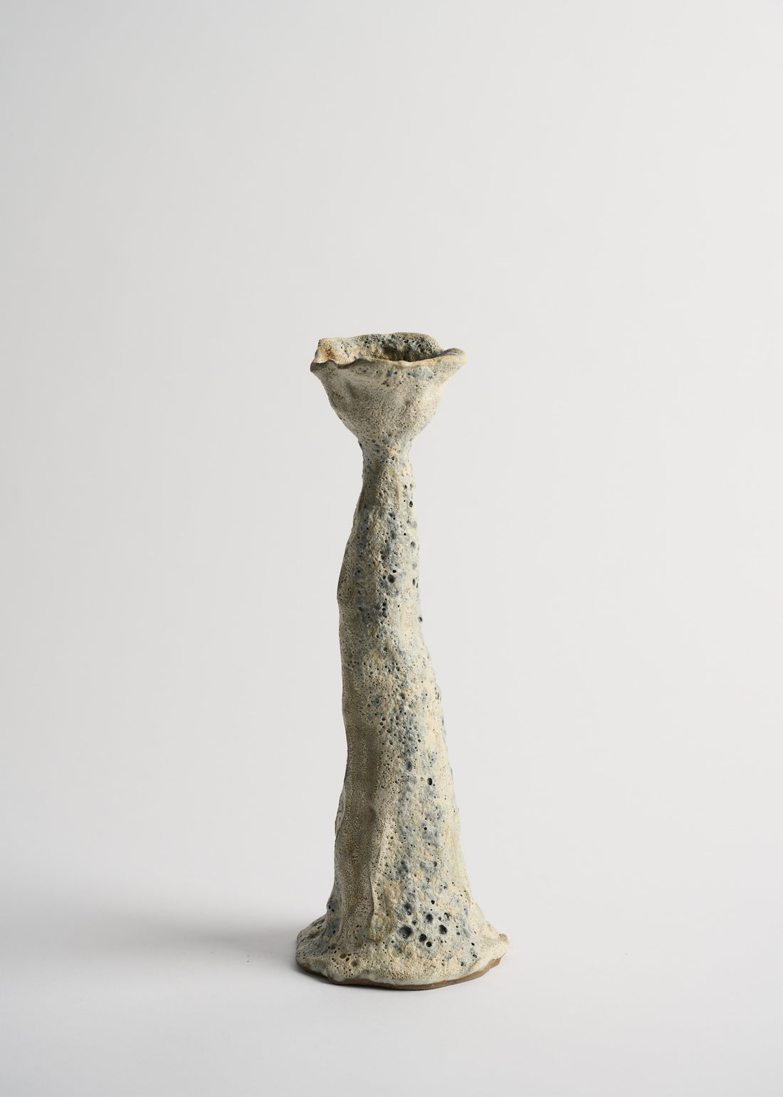 Candle holder L18