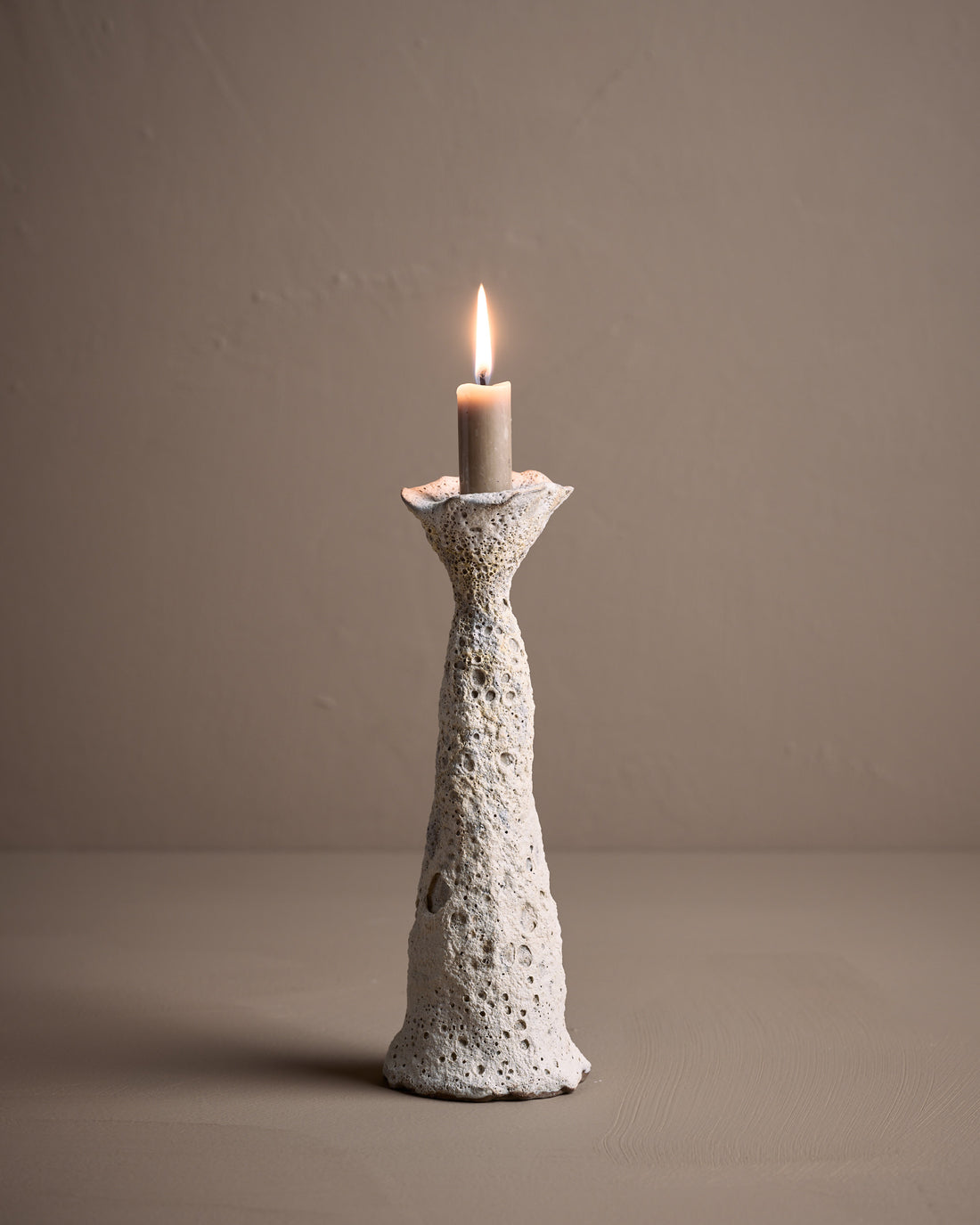Candle holder L2