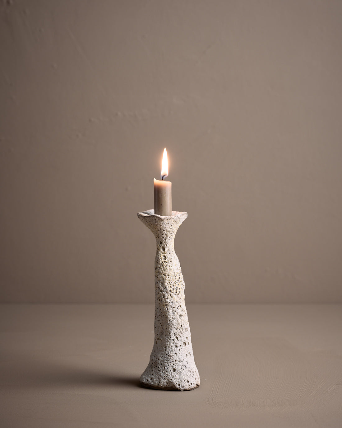 Candle holder L4
