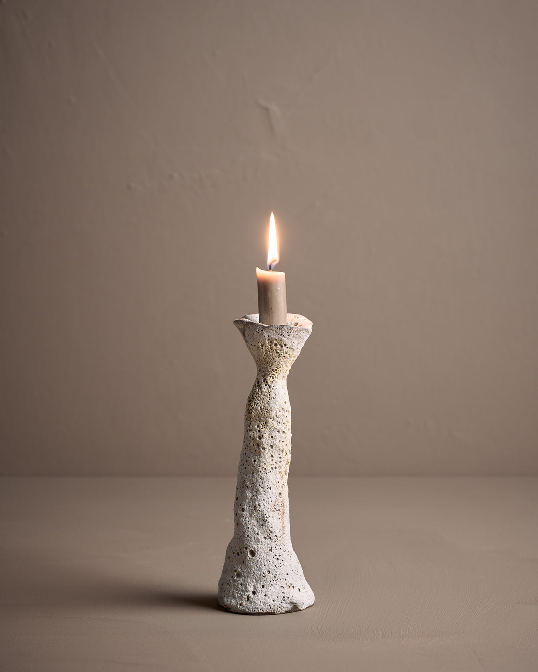 Candle holder L6